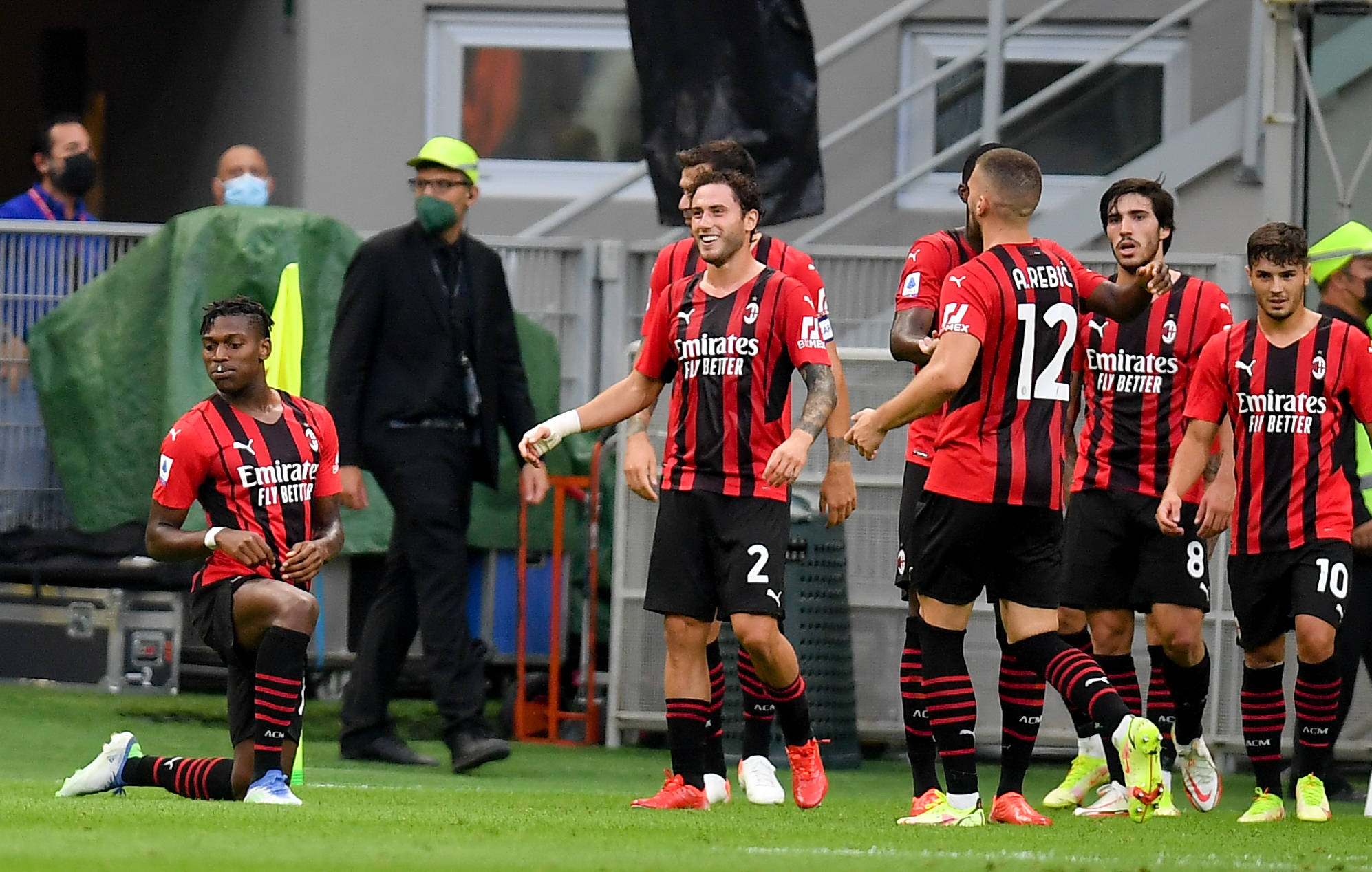 F-16又摔跤了，2025竞是“摔机本命年”，硬是拿了个三连冠（F-16再度失事，2025成了“摔机本命年”，已凑齐三连击）