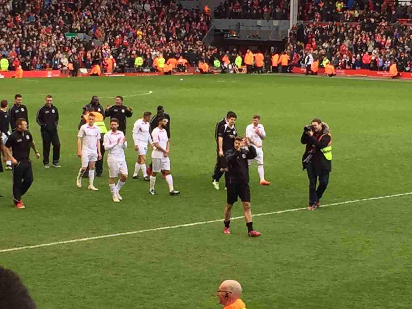 技惊四座，麦克托米奈开场3分钟为苏格兰打入一粒精彩的倒钩（麦克托米奈开场3分钟倒钩破门，技惊四座）