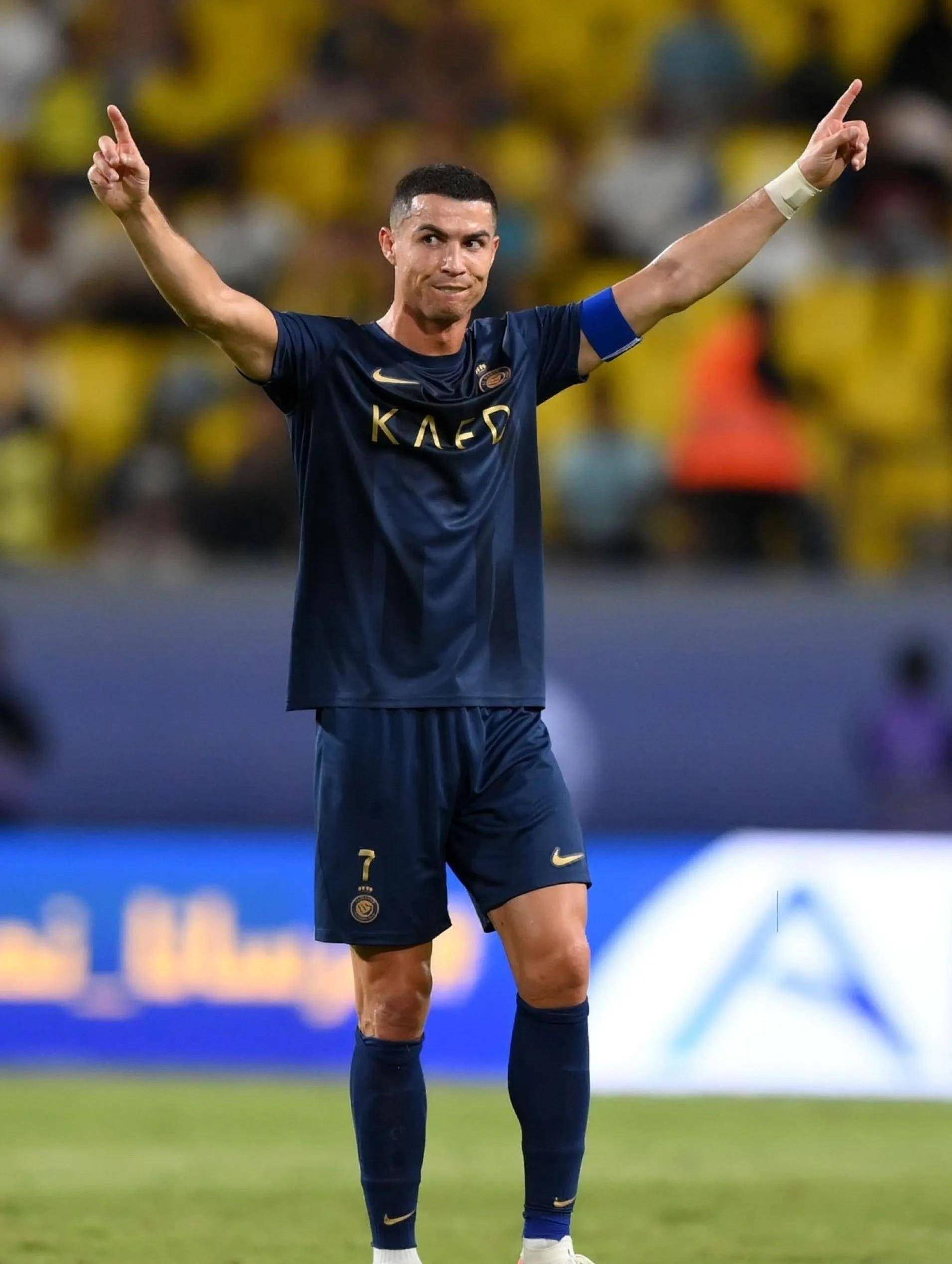 TA：马斯坦图诺预计12月底复出；阿诺德希望能够更进一步（The Athletic：马斯坦图诺有望12月末归来，阿诺德期待再进一步）