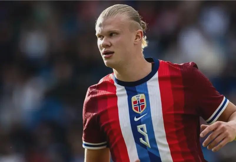 斯帕莱蒂：弗拉霍维奇会缺阵两三个月；我们要赢而且踢得漂亮（斯帕莱蒂：弗拉霍维奇将伤缺2-3个月，我们要赢也要踢得好看）