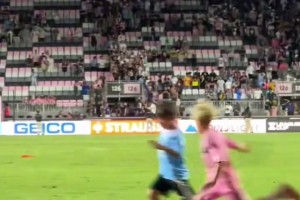 卫报：英伦愈发青睐东亚球员；日韩球员已证明自身价值（卫报：英伦足坛愈发看好东亚球员，日韩球员价值已获验证）