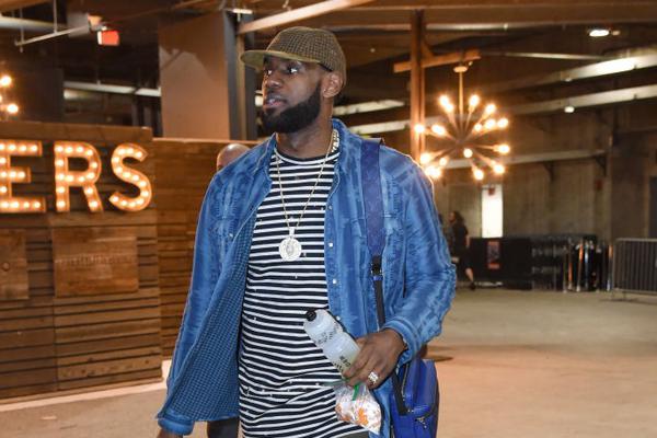 球星多项数据刷新赛季纪录（球星多项数据创赛季新高）