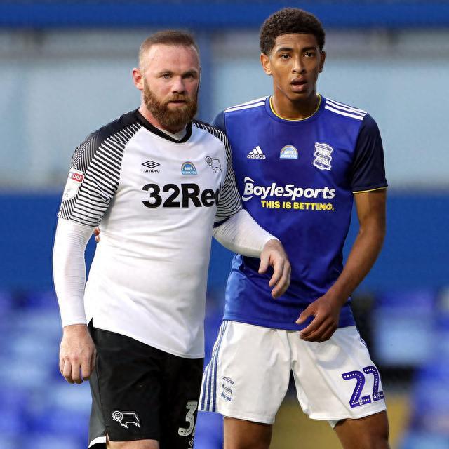 马卡：马塞洛之子恩佐-阿尔维斯首次入选欧青赛皇马U19大名单（马卡：马塞洛之子恩佐-阿尔维斯首度入围皇马U19欧青赛大名单）