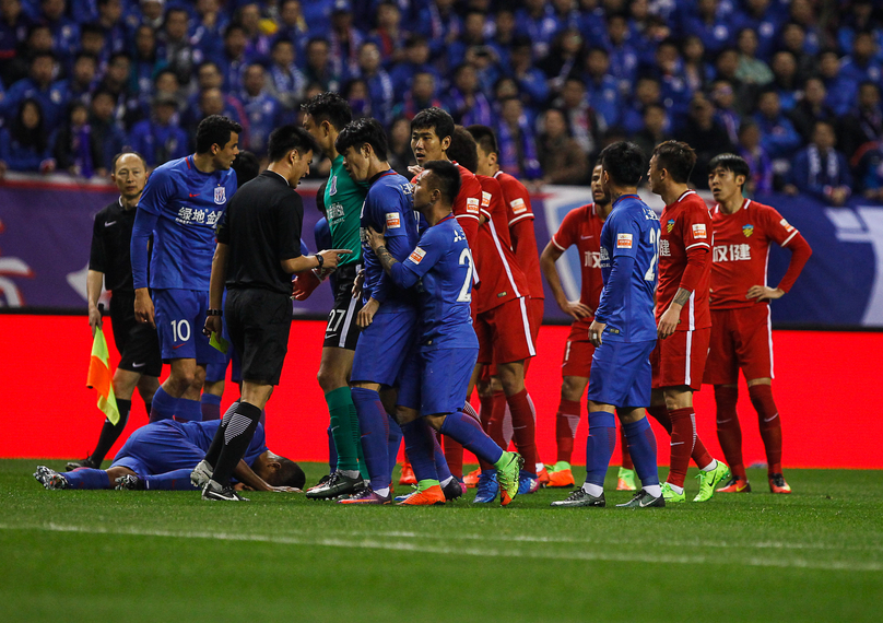 16岁103天，阿森纳小将萨蒙成为欧冠历史第6年轻参赛球员（年仅16岁103天，阿森纳小将萨蒙跻身欧冠历史第六年轻登场球员）