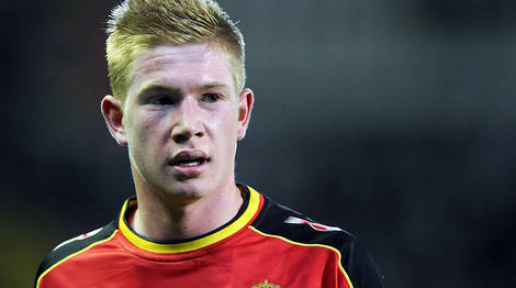 利物浦1-0皇马，麦卡利斯特制胜，库尔图瓦八扑救难掩失利（红军1-0力克皇马：麦卡利斯特攻入制胜球，库尔图瓦8次扑救仍无力回天）