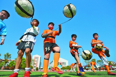 阿森纳补时阶段错失良机（阿森纳补时未能把握绝佳机会）
