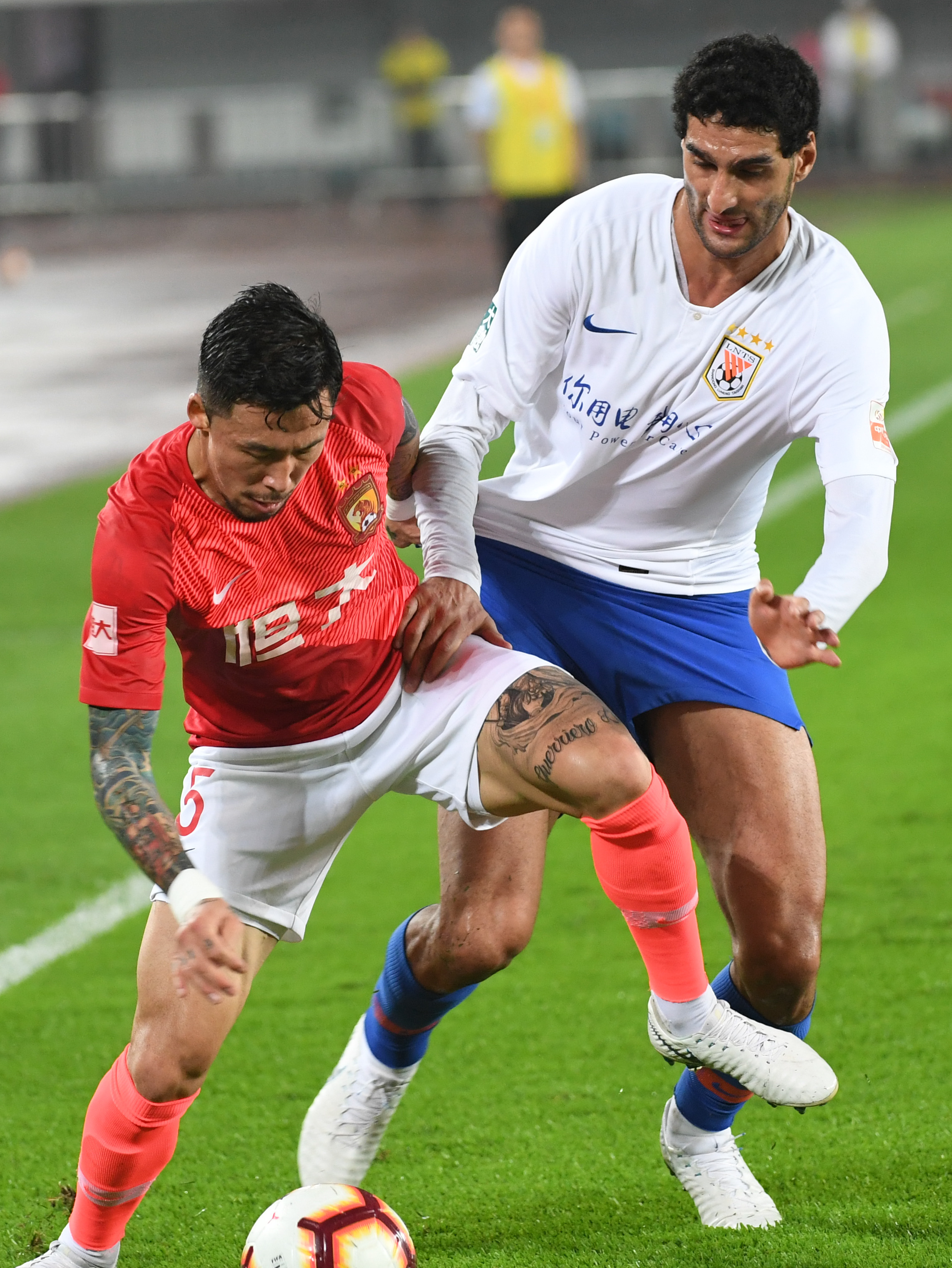 新秀状态低迷！弗拉格26.7%命中率，科沃德为27.3%（新秀手感冰冷：弗拉格命中率仅26.7%，科沃德也只有27.3%）