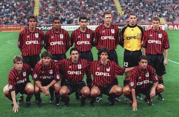 河南队本赛季通过定位球总计打入29球，位列中超所有球队之首（河南队本赛季定位球进球达29个，领跑中超）